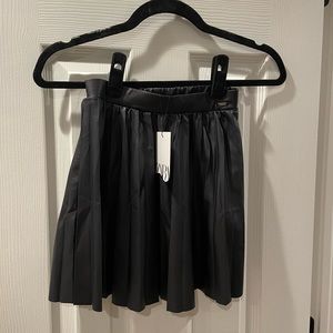 Zara black pleather pleated kids skirt